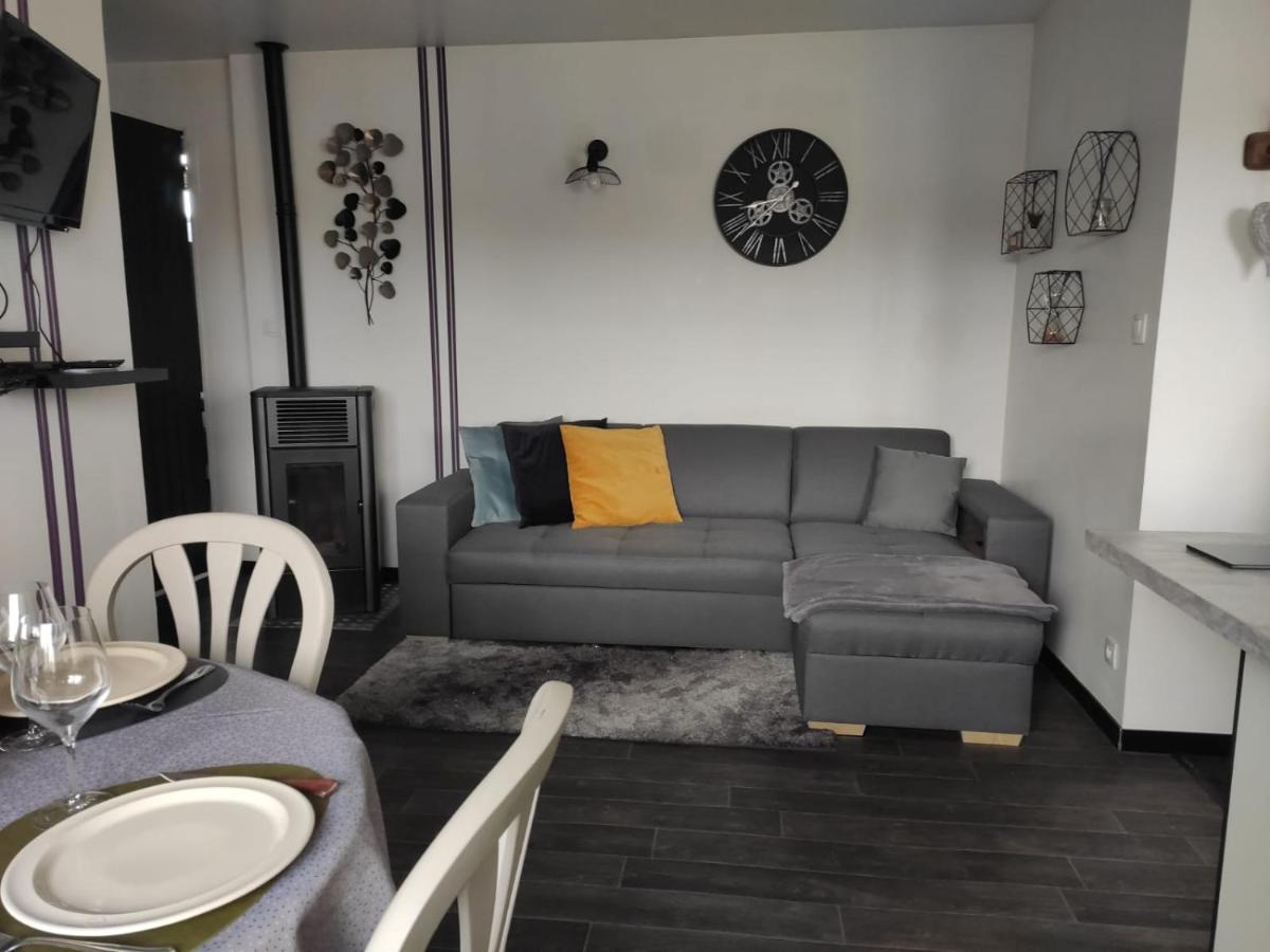 Appartement cosy idéalement situé Charleville-Mézières Esterno foto
