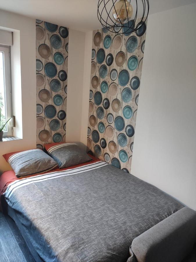Appartement cosy idéalement situé Charleville-Mézières Esterno foto