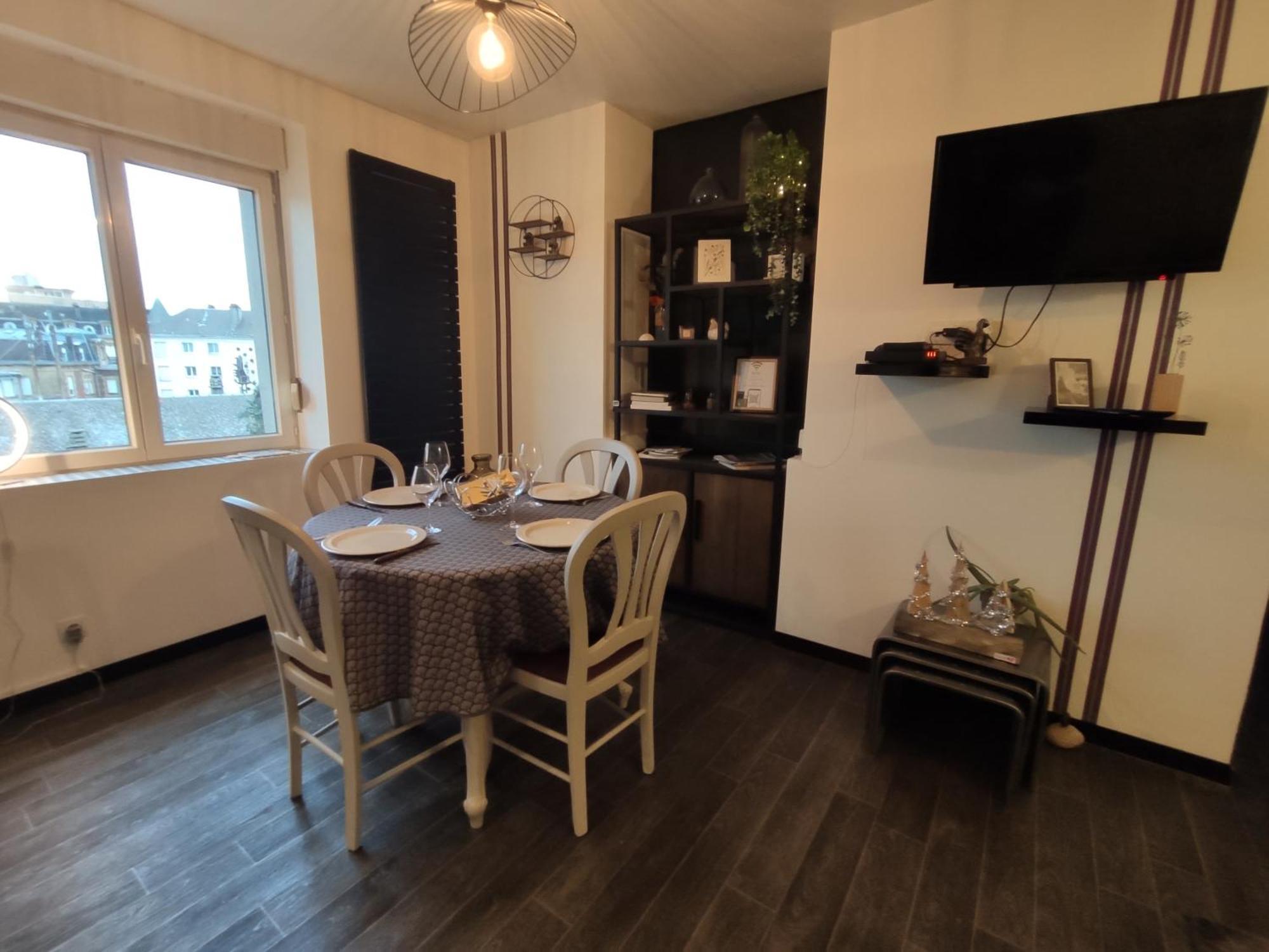 Appartement cosy idéalement situé Charleville-Mézières Esterno foto